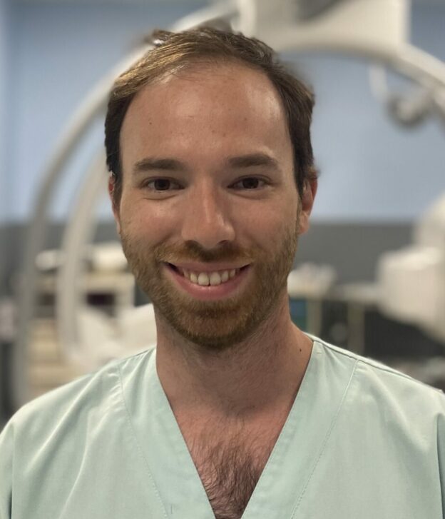 Dr Arthur Gutter